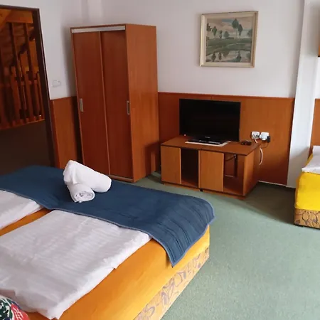 Otel Mared 3*