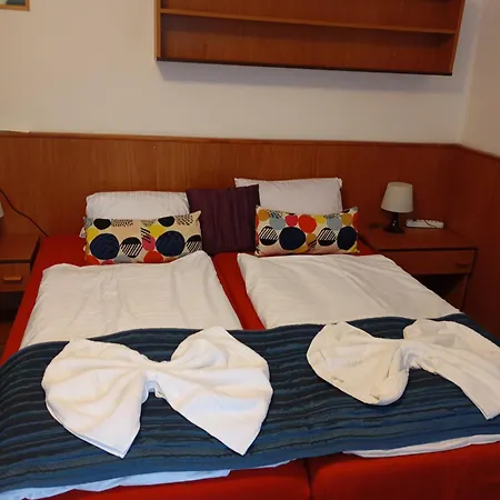 Mared Otel